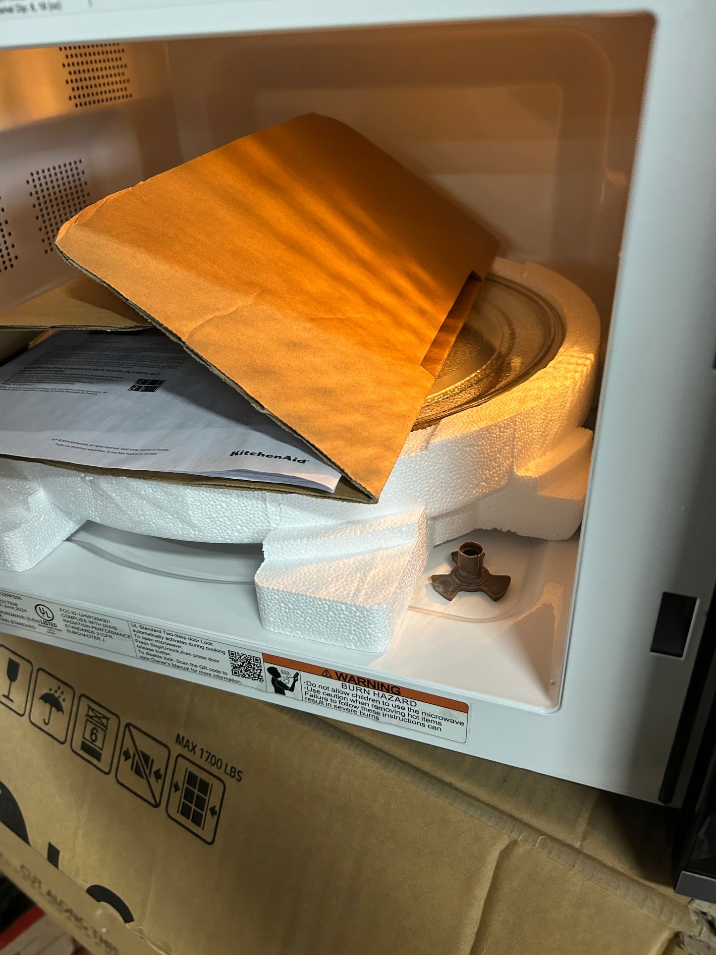 21.75 in. 1.6 cu. ft. Countertop Microwave in Stainless Steel