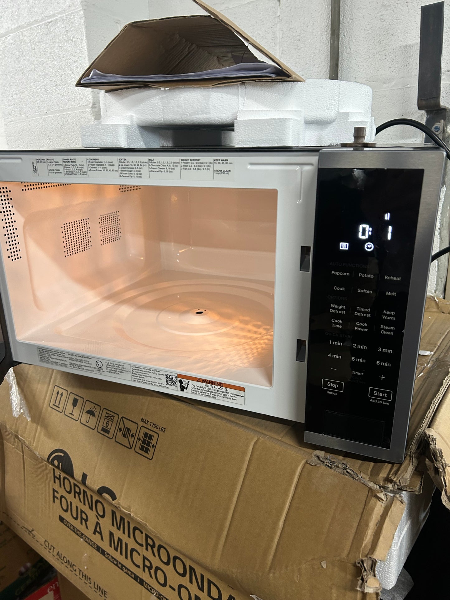 21.75 in. 1.6 cu. ft. Countertop Microwave in Stainless Steel