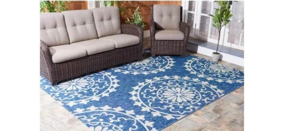 Safavieh Resort Outdoor Rug Collection - Azores- 155cm x 229cm