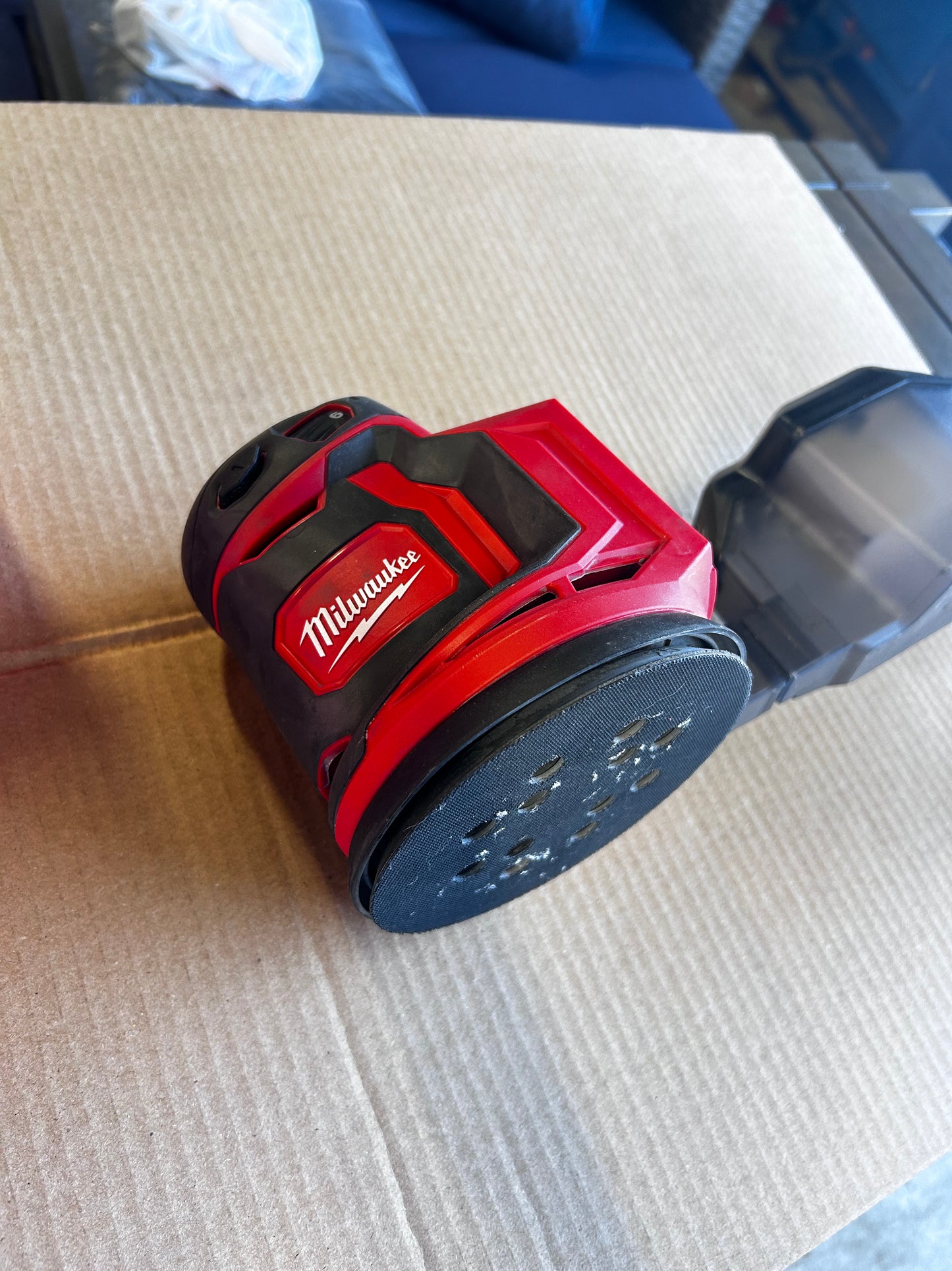 M18 18V Lithium-Ion Cordless 5 in. Random Orbit Sander (Tool-Only)