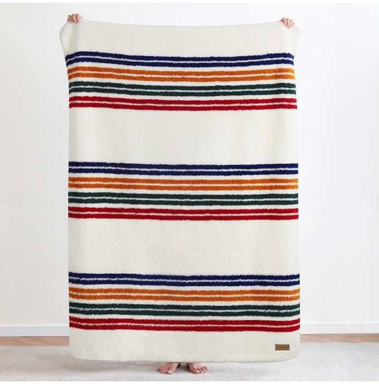 Pendleton Sherpa Fleece Throw (Pine Island Ivory), 50 x 70''