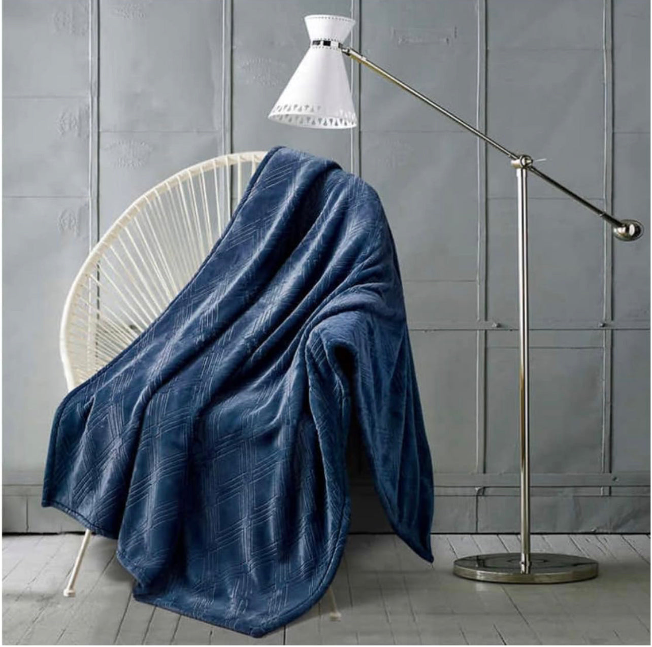 Monte & Jardin Luxury Collection Ultra Plush, Cozy, & Soft Throw, Heavy Weight for Extra Warmth 60 X 70in {Blue}